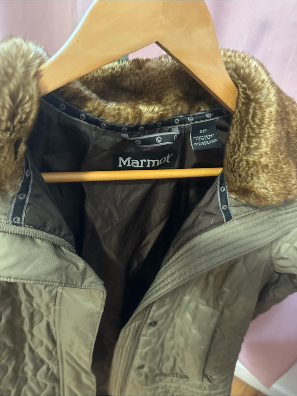 Marmot Women's Brown Quilted Puffer Jacket with Faux Fur Trim